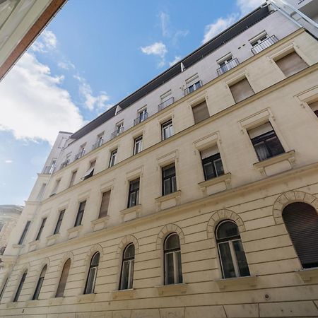 Olive Eden Apartment Budapest Luaran gambar